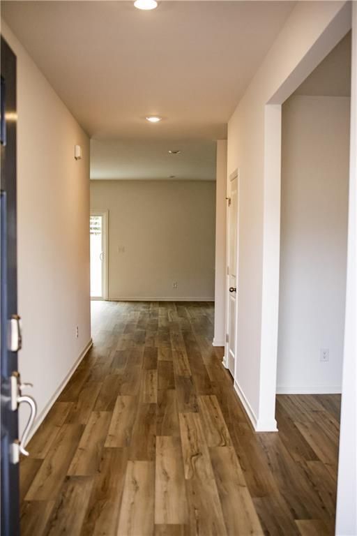 Building Photo - 386 Red Dragon Dr