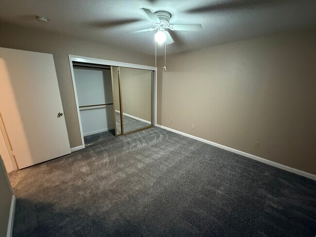 Bed 1 new carpet/paint - 1102 Cedar Creek Dr