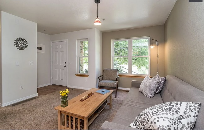 Building Photo - 1065 Laramie Blvd