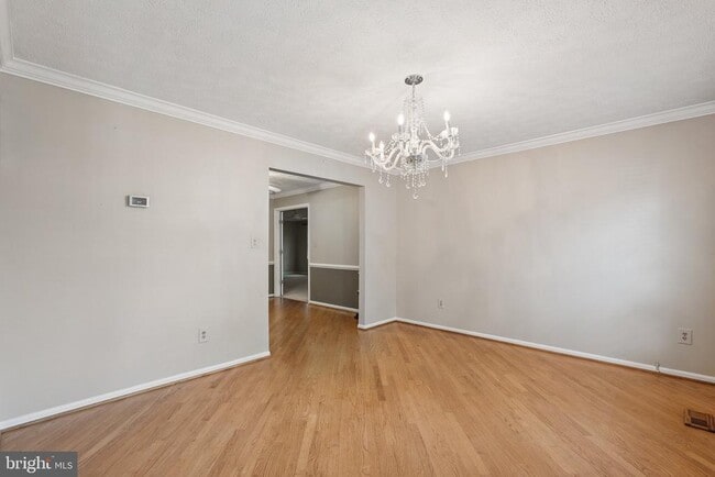 Foto del edificio - 5413 Tree Line Dr