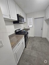 Building Photo - 7825 Crespi Blvd