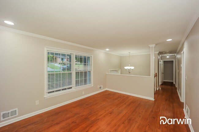 Foto del edificio - 3451 Valley Ridge Terrace SW