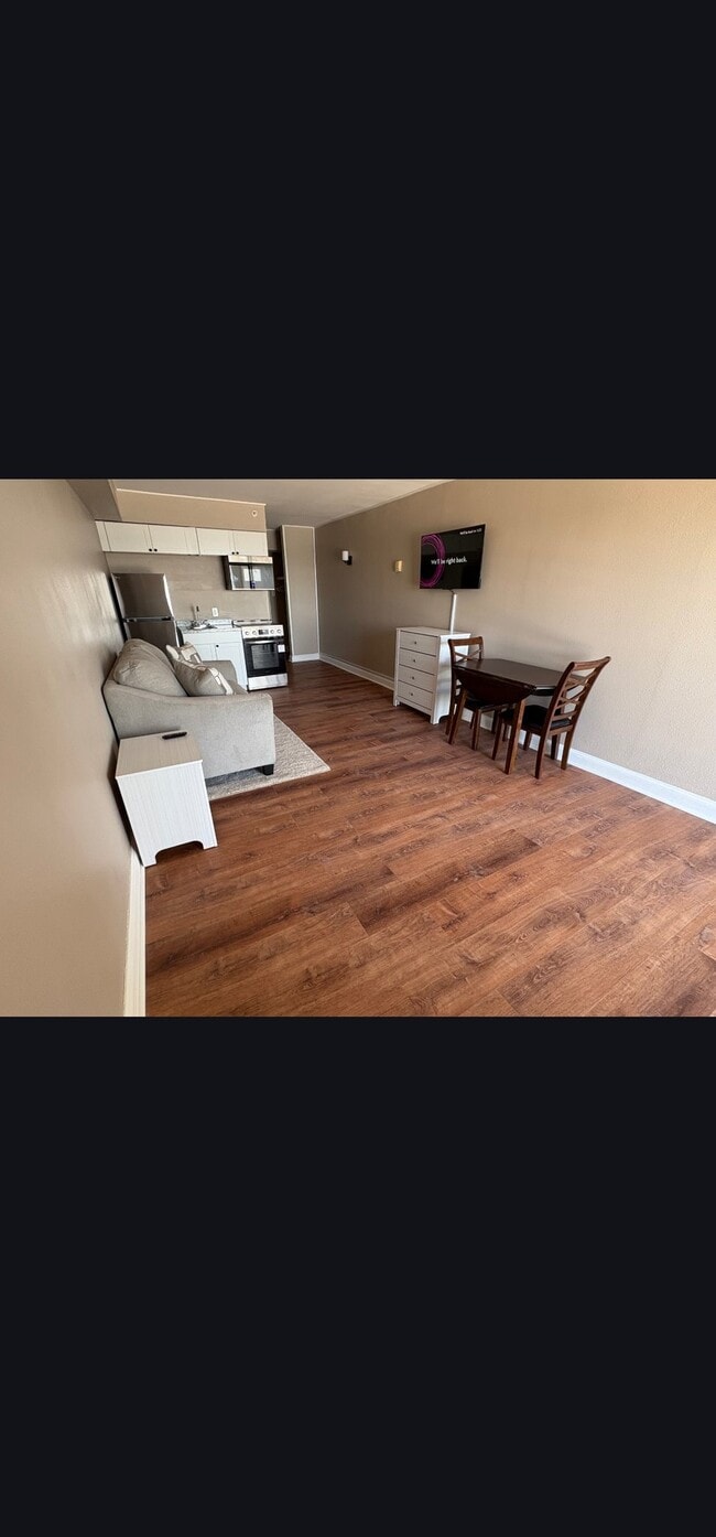 Building Photo - 1207 S Ocean Blvd