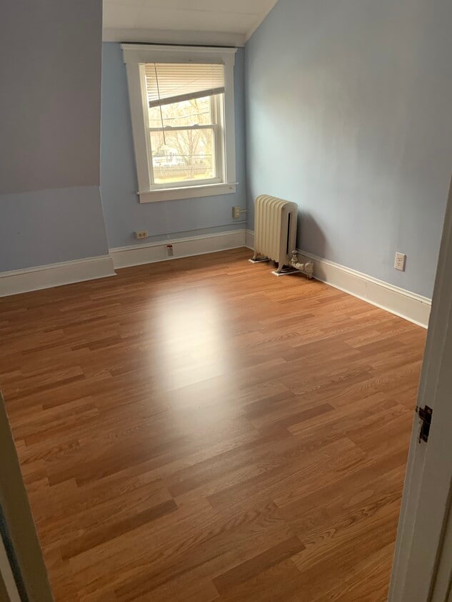Primary Photo - 140 Hynes Ave