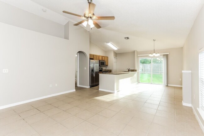 Foto del edificio - 3486 Talisman Drive