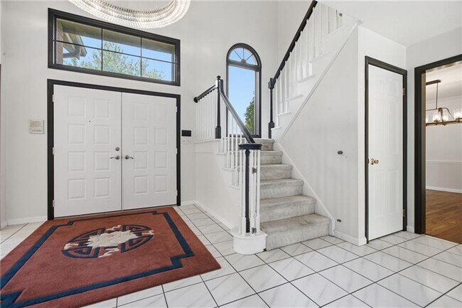 Foto del edificio - 2501 Birchwood Ct