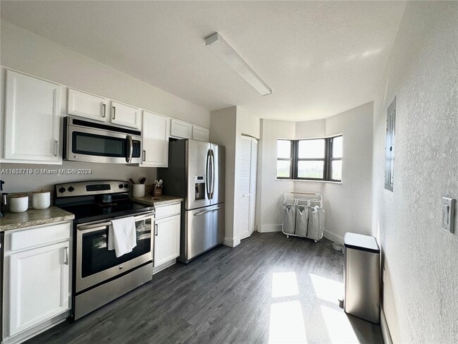Building Photo - 22541 SW 88th Pl
