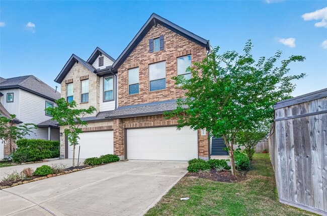 Foto del edificio - 9442 Starlight Oak Dr