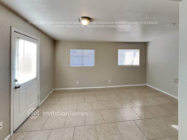 Foto del edificio - 7844 E Glade Ave