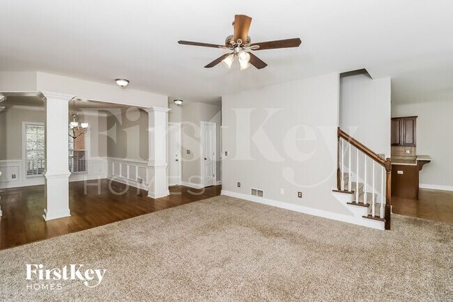 Foto del edificio - 461 Bentonville Ln