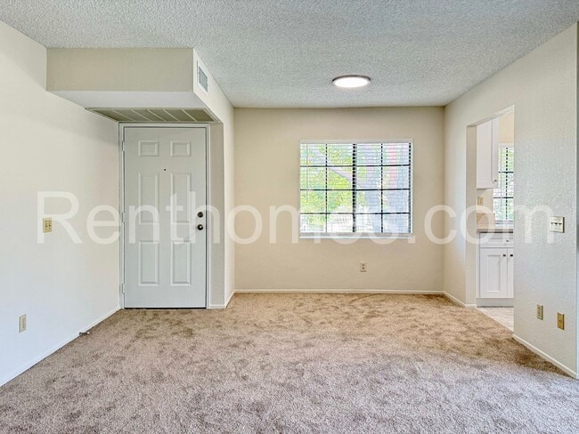 Building Photo - 8508 Summerdale Rd