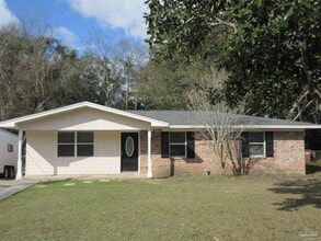 Building Photo - 4389 Pine Villa Cir