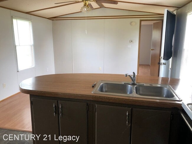 Building Photo - 2 br, 1 bath House - 119 Firewood Lane