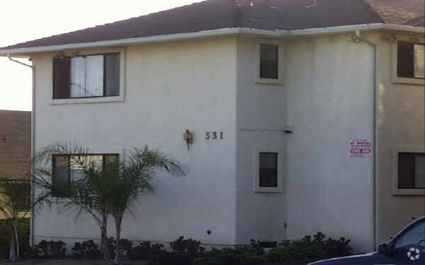 Foto del edificio - 331 Delaware Rd