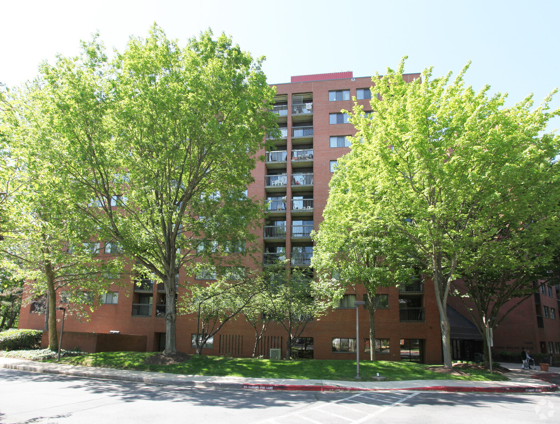 Foto del edificio - Owen Brown Place