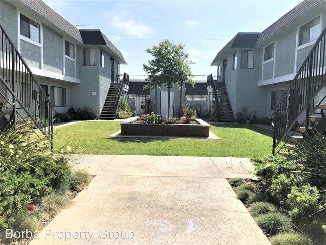 Building Photo - 4108 Deeboyar Ave