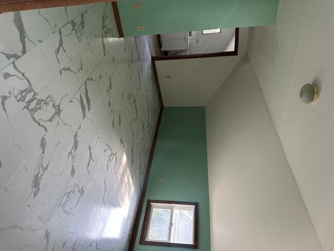 Foto del edificio - 108 E Webster St