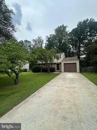 Building Photo - 5713 Heming Ave