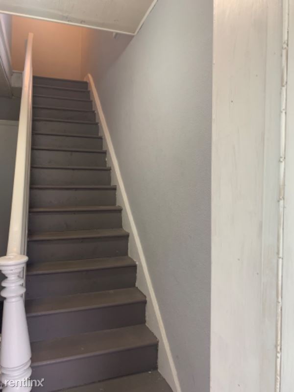 Foto del edificio - 2 br, 1 bath Apartment - 1115 E Racine St