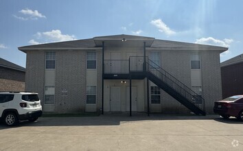 Building Photo - 5706 Redstone Dr