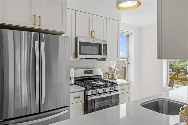 Foto del edificio - 759 E 10th St