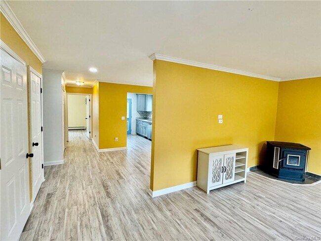 Building Photo - 5 Russell Mews