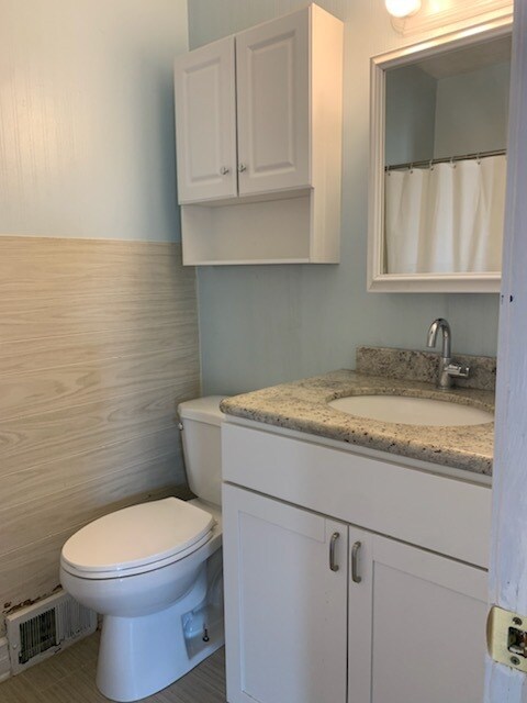 Bathroom with Tub Shower - 1171 W Main St