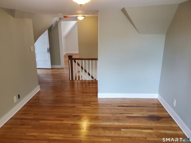 Foto del edificio - 31 Bellevue St