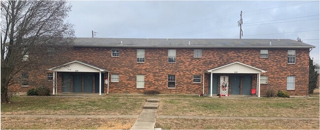 Building Photo - 628 N Woodland Dr