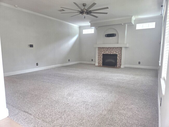 Foto del edificio - Charming 3/2 Next to the West Orange Trail