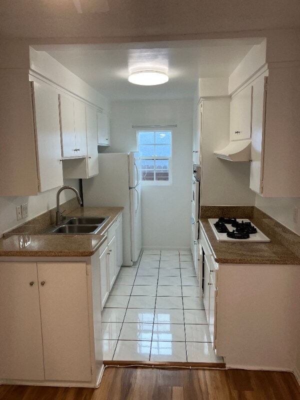 Photo - 11707 Kiowa Ave (Los Angeles, CA)