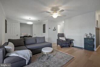 Building Photo - 1417 Oronoco St