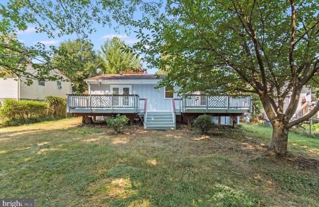 Backyard - 8710 W Fort Foote Ter