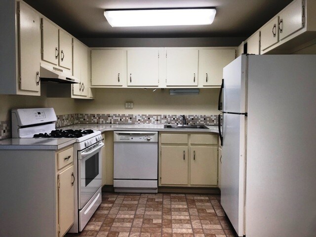 Building Photo - 1312 Wakeby Ln