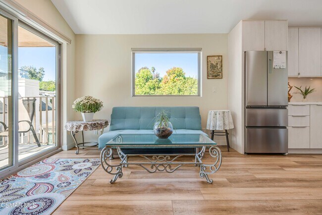 Foto del edificio - 116 S Glenroy Ave