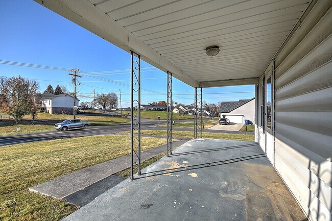 Foto del edificio - 1408 W College St