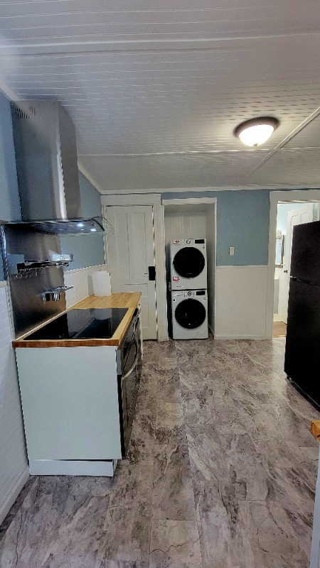 Building Photo - 286 Kenwood Ave