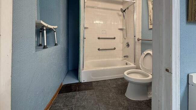 Foto del edificio - 7975 Booker St