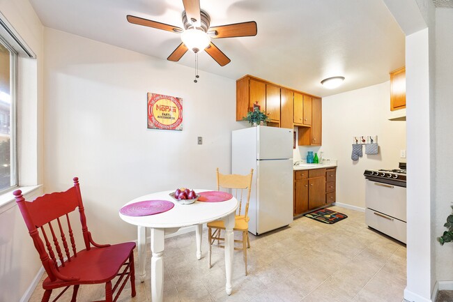 Building Photo - ReNew Arden