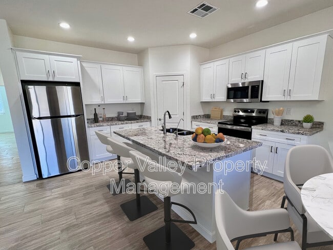 Building Photo - 13951 E Baker Dr
