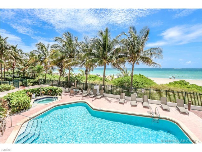 Foto del edificio - 17275 Collins Ave