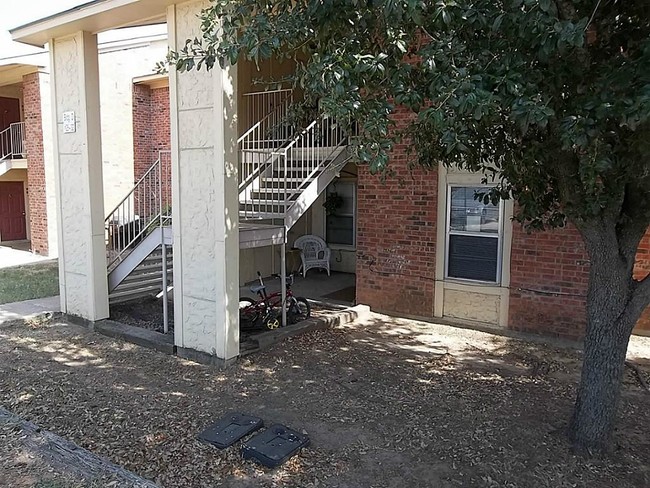 Building Photo - 1107 Whitney Pl Dr