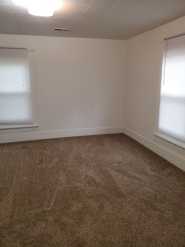 Primary Photo - 304 Hudson Street