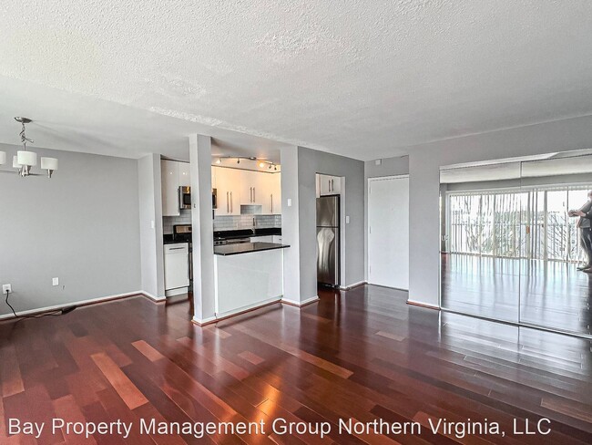 Foto del edificio - 1 br, 1 bath House - 4241 Columbia Pike Un...