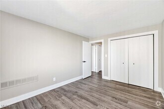 Building Photo - 12900 Lake Ave