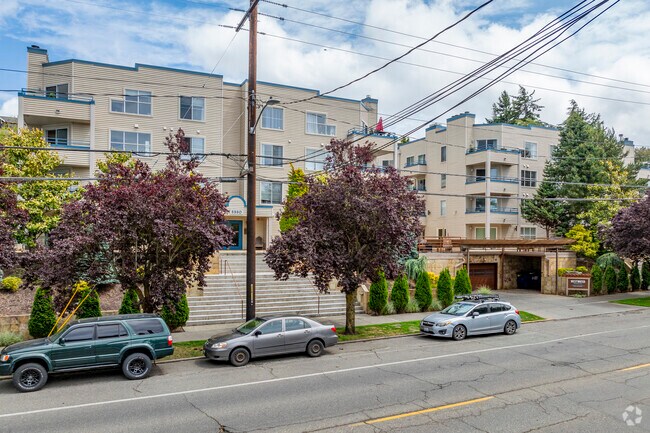 Watermarke Apartments