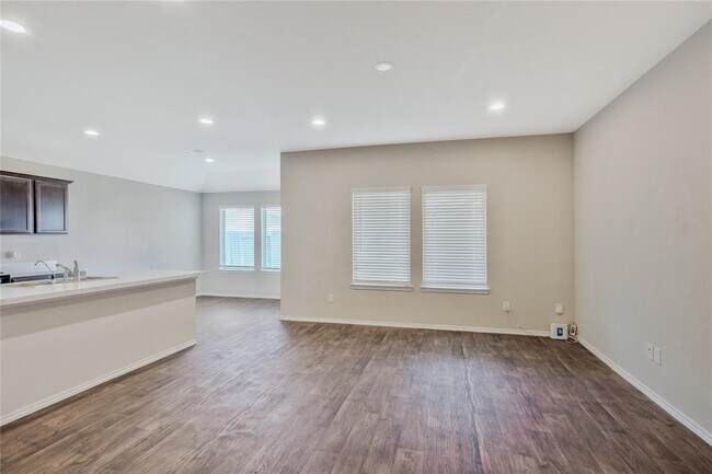 Building Photo - 5223 Tremont Ests Trl