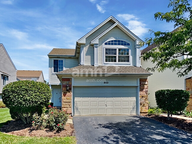 Building Photo - 953 Mesa Dr