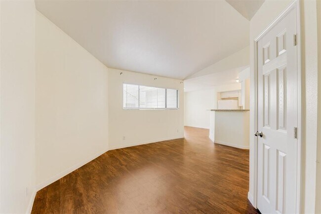 Foto del edificio - 7200 W T C Jester Blvd