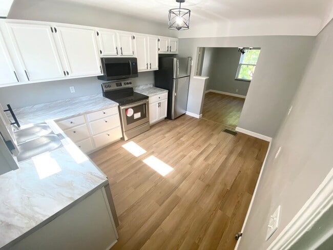 Foto del edificio - Charming, Updated Cape Cod Home